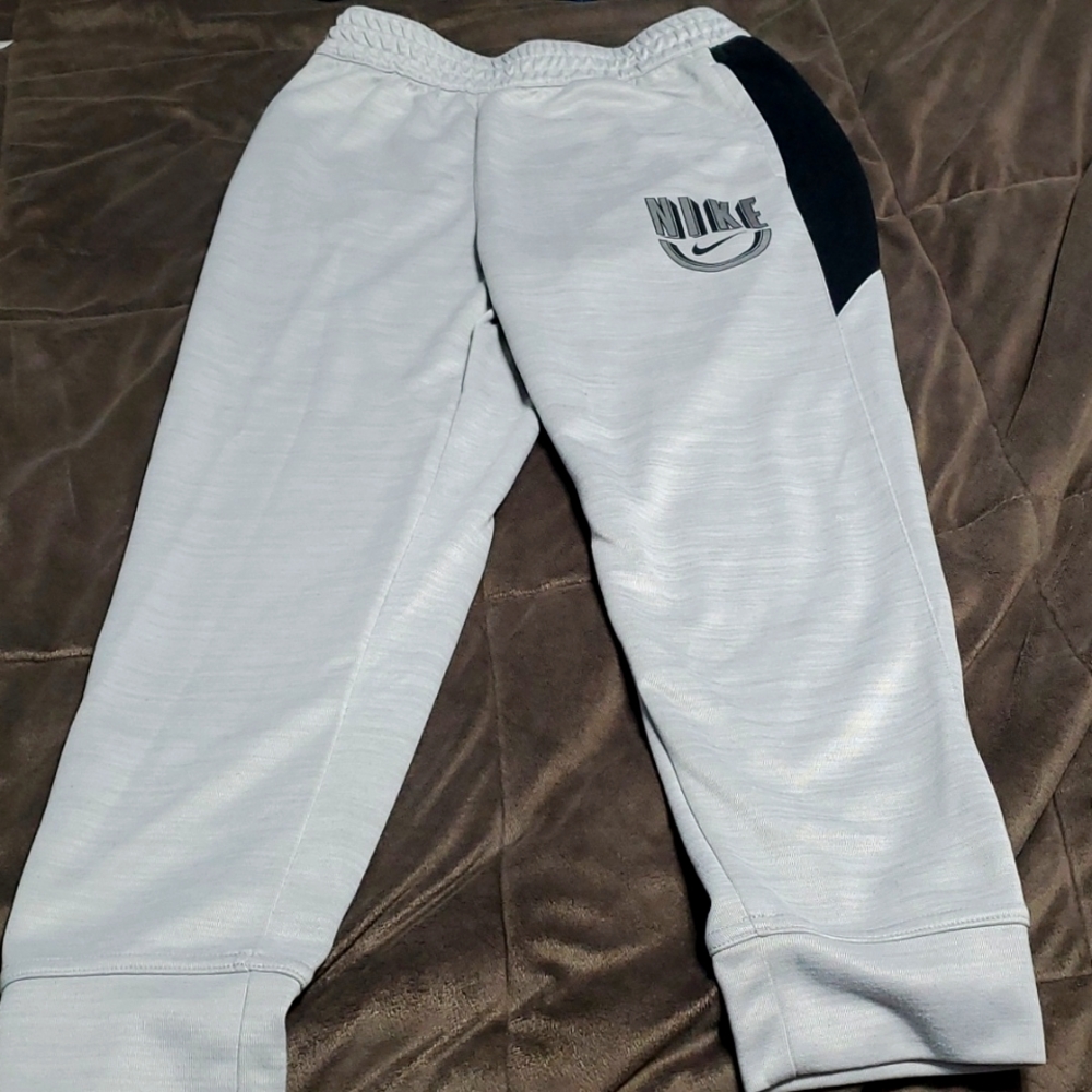 Nike Athletic Pants Grey & White Retro Pattern
